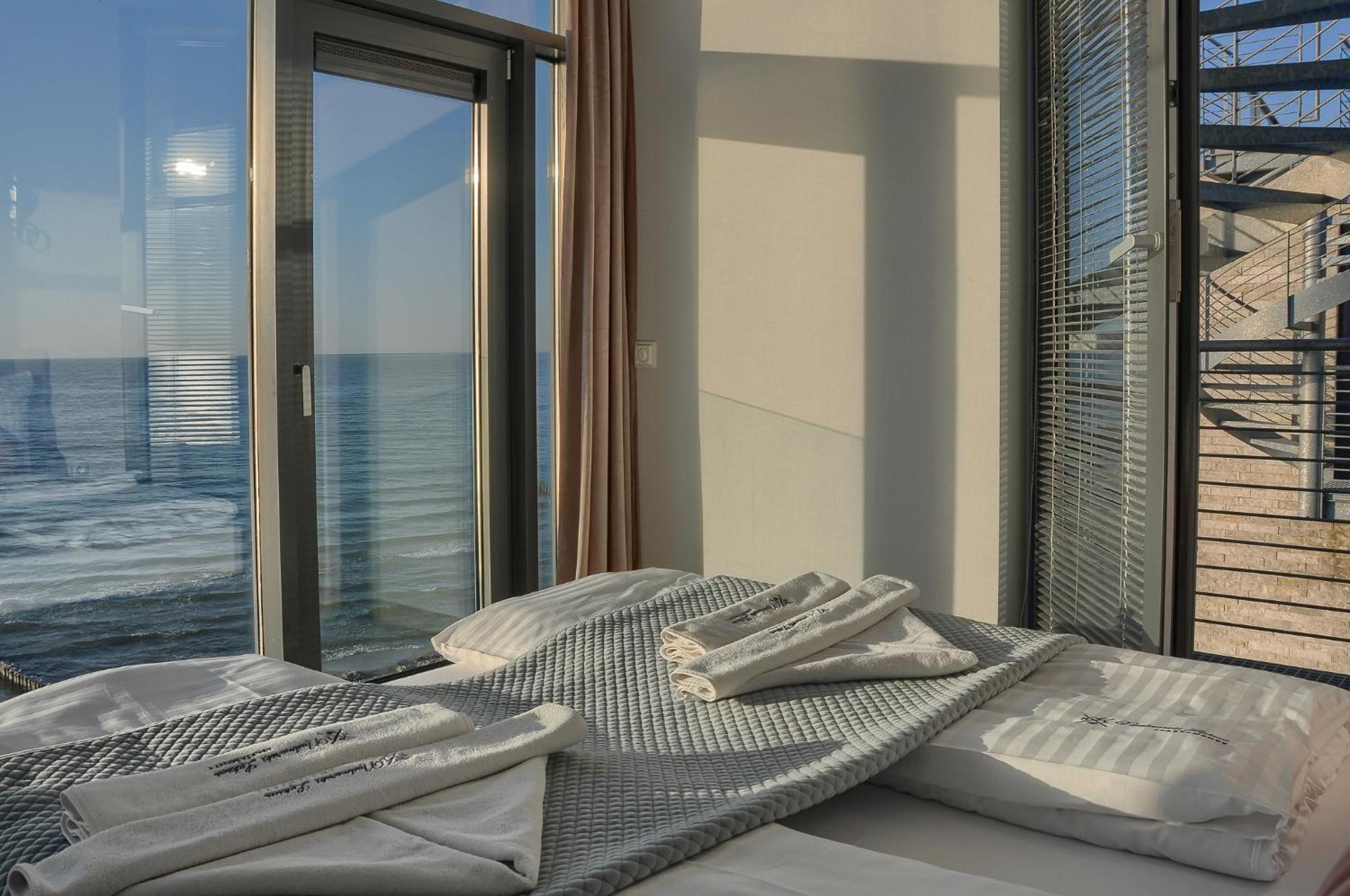 Apartament Nadmorski Luksus - Boulevard Ustronie Morskie Exterior photo